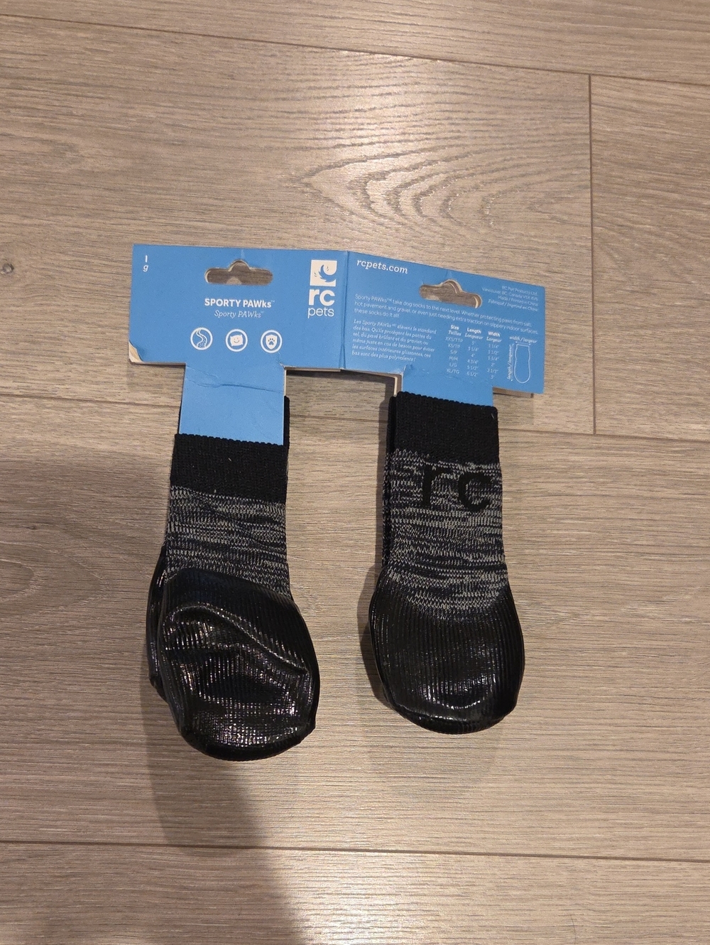 NWT RC Pets Sporty Paws Sz Large